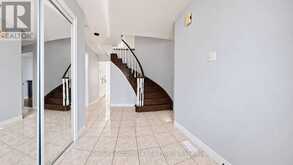 26 WARNER ROAD | Barrie Ontario | Slide Image Three