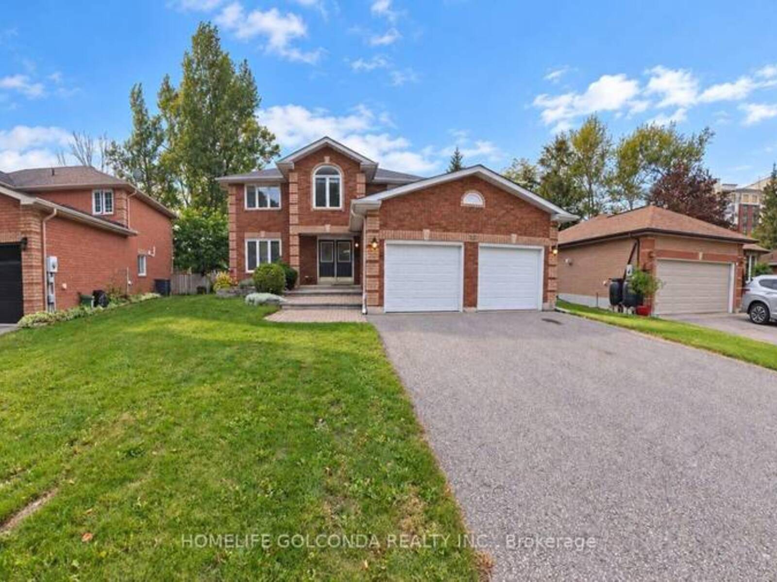 26 WARNER ROAD, Barrie, Ontario L4N 7M5