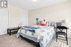 29 SANFORD CIRCLE | Springwater Ontario | Slide Image Thirty-one