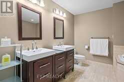 2709 - 25 KINGSBRIDGE GARDEN CIRCLE | Mississauga Ontario | Slide Image Sixteen