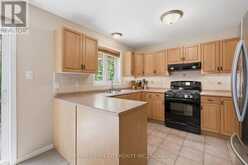 15 CAROLINIAN LANE | Cambridge Ontario | Slide Image Fifteen