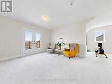 61 GRANGE DRIVE | Richmond Hill Ontario | Slide Image Forty