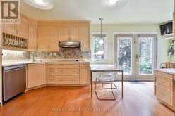 9 CAMERON CRESCENT | Toronto Ontario | Slide Image Thirteen