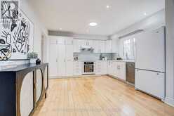 46 CARAVAN DRIVE | Toronto Ontario | Slide Image Ten
