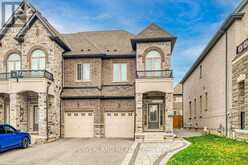 59 WALTER PROCTOR ROAD | East Gwillimbury Ontario | Slide Image Two