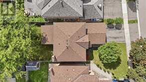 72 APPLETON TRAIL | Brampton Ontario | Slide Image Forty-two