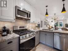 16 HECTOR AVENUE | Toronto Ontario | Slide Image Eighteen