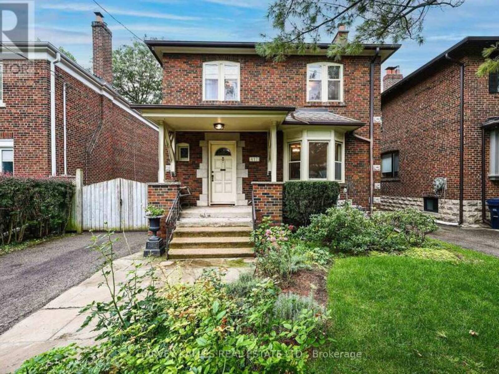 617 LONSDALE ROAD, Toronto, Ontario M5P 1R8