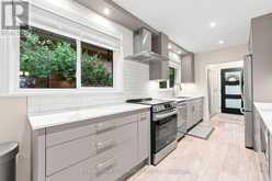 20 RINGWOOD CRESCENT | Toronto Ontario | Slide Image Seventeen