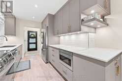 20 RINGWOOD CRESCENT | Toronto Ontario | Slide Image Eighteen