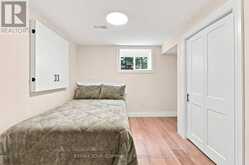 20 RINGWOOD CRESCENT | Toronto Ontario | Slide Image Thirty-eight