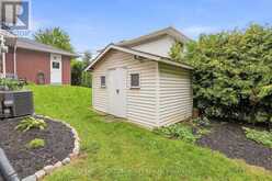20 RINGWOOD CRESCENT | Toronto Ontario | Slide Image Six