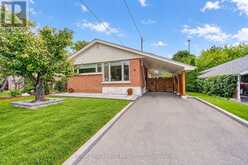 31 WISHING WELL DRIVE | Toronto Ontario | Slide Image Two