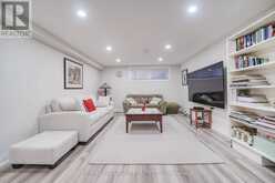 31 WISHING WELL DRIVE | Toronto Ontario | Slide Image Thirty-one