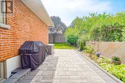 31 WISHING WELL DRIVE | Toronto Ontario | Slide Image Four
