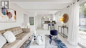 4 SHADY LANE CRESCENT | Markham Ontario | Slide Image Thirteen