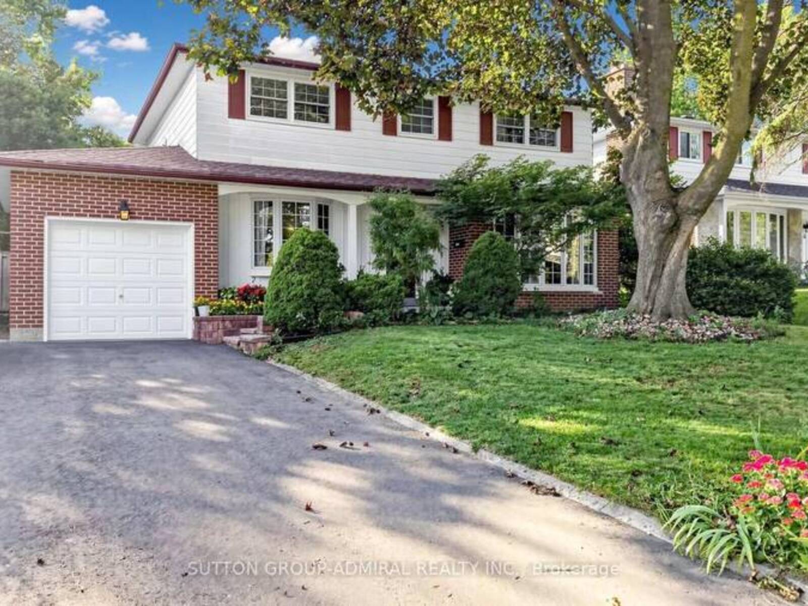 4 SHADY LANE CRESCENT, Markham, Ontario L3T 3W7