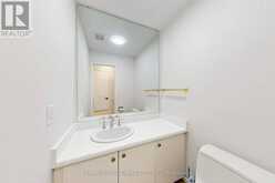 60 CARRINGTON DRIVE | Richmond Hill Ontario | Slide Image Eighteen