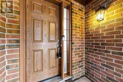 60 CARRINGTON DRIVE | Richmond Hill Ontario | Slide Image Four
