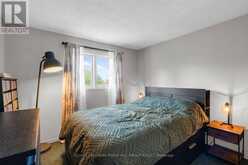 47 KIPLING PLACE | Barrie Ontario | Slide Image Nine