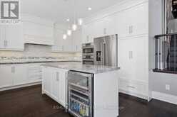 2177 VINELAND CRESCENT | Oakville Ontario | Slide Image Eleven