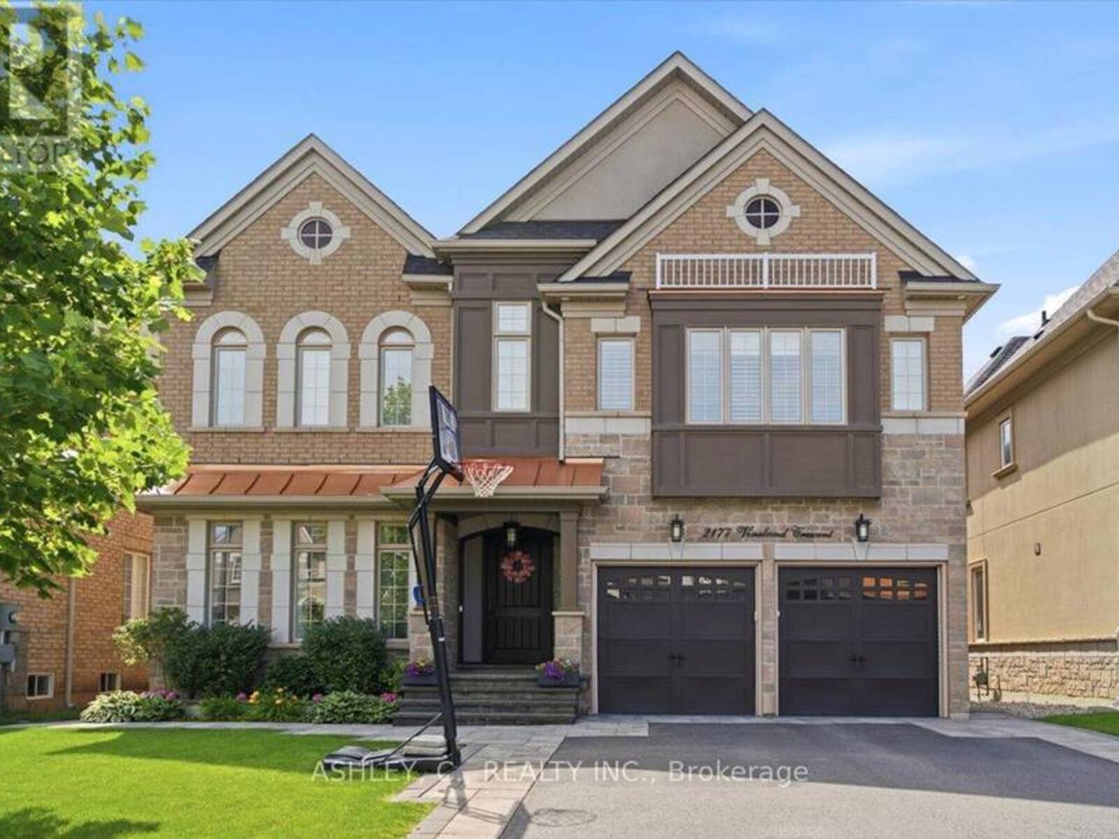 2177 VINELAND CRESCENT, Oakville, Ontario L6H 0J6