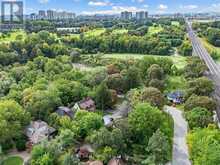 7 HUMBERVIEW CRESCENT | Toronto Ontario | Slide Image Three