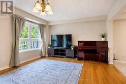 33 - 5230 GLEN ERIN DRIVE | Mississauga Ontario | Slide Image Seventeen