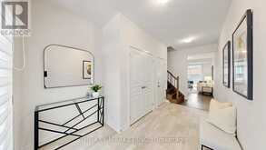 3114 ERNEST APPELBE BOULEVARD | Oakville Ontario | Slide Image Three