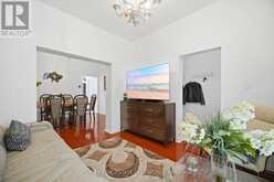 490 WENTWORTH STREET N | Hamilton Ontario | Slide Image Nine