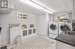 247 MACNAB STREET S | Hamilton Ontario | Slide Image Thirty-six