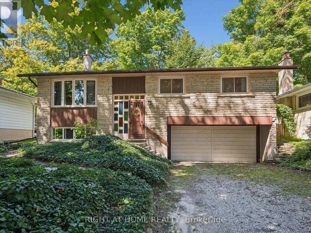 200 CEDARBRAE AVENUE Waterloo Ontario, N2L 4S5 - Property For Sale