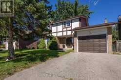 223 CENTRE STREET W | Richmond Hill Ontario | Slide Image Two