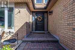 3 ROYAL COURT | Bradford West Gwillimbury Ontario | Slide Image Four