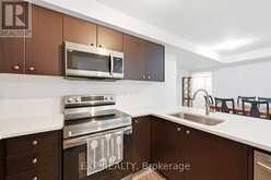 21 MAGNOLIA LANE | Barrie Ontario | Slide Image Eleven
