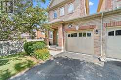 19 GOLDHAM WAY | Halton Hills Ontario | Slide Image Three
