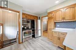1470 MOUNTAIN GROVE AVENUE | Burlington Ontario | Slide Image Twelve