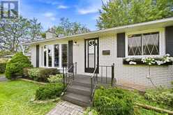 1470 MOUNTAIN GROVE AVENUE | Burlington Ontario | Slide Image One
