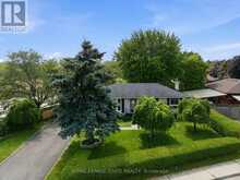 1470 MOUNTAIN GROVE AVENUE | Burlington Ontario | Slide Image Forty