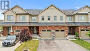 8470 HICKORY LANE N | Niagara Falls Ontario | Slide Image Four