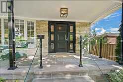 42 OXENDEN CRESCENT | Toronto Ontario | Slide Image Five
