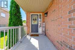 182 THOMAS AVENUE | Brantford Ontario | Slide Image Four