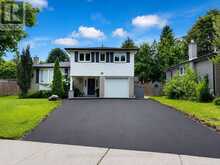 107 ORCHARD HEIGHTS | Aurora Ontario | Slide Image One
