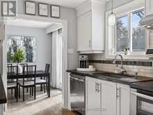107 ORCHARD HEIGHTS | Aurora Ontario | Slide Image Eight
