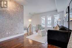 63 MACK CLEMENT LANE | Richmond Hill Ontario | Slide Image Five