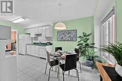 138 PRIMEAU DRIVE | Aurora Ontario | Slide Image Eight