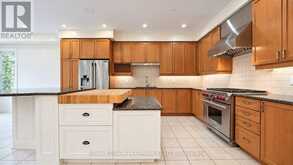146 SANDRINGHAM DRIVE | Barrie Ontario | Slide Image Six
