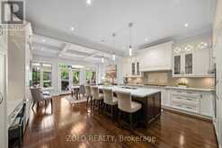 168A LAKE PROMENADE | Toronto Ontario | Slide Image Nine