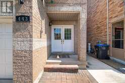 443 COMISKEY CRESCENT | Mississauga Ontario | Slide Image Four
