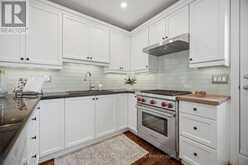 6 ST RAYMOND HEIGHTS | Toronto Ontario | Slide Image Nine